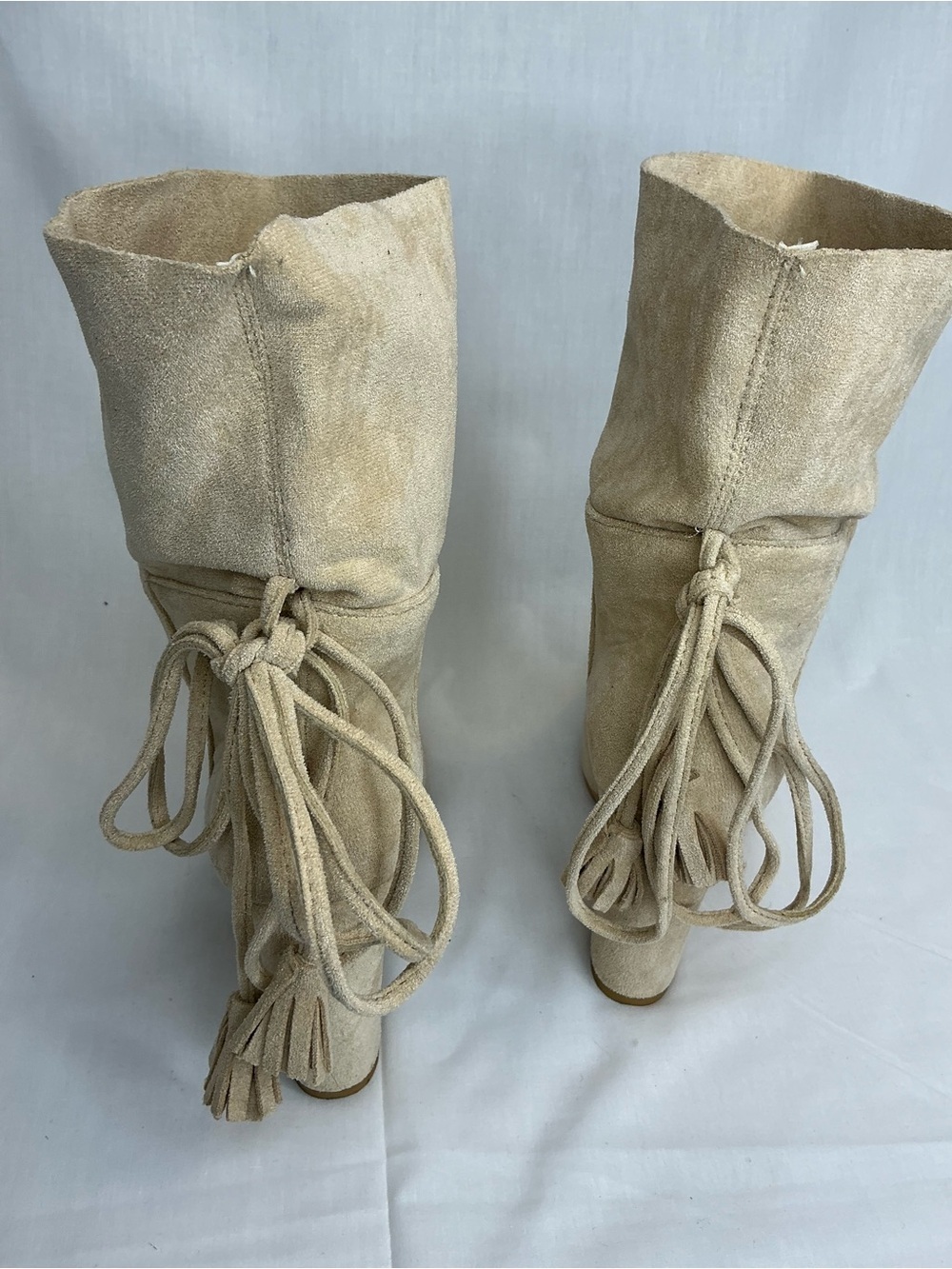 2139 - Women's Suede Pointed-Toe Block Heel Ankle Boots - Cream - Picture 4 of 6